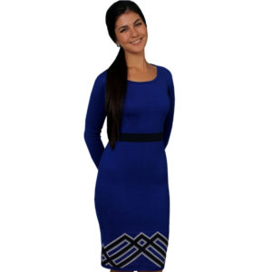 Ярко-синее вязаное платье