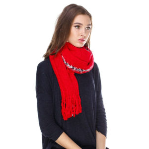 Вязаный шарф красный с серой полосой